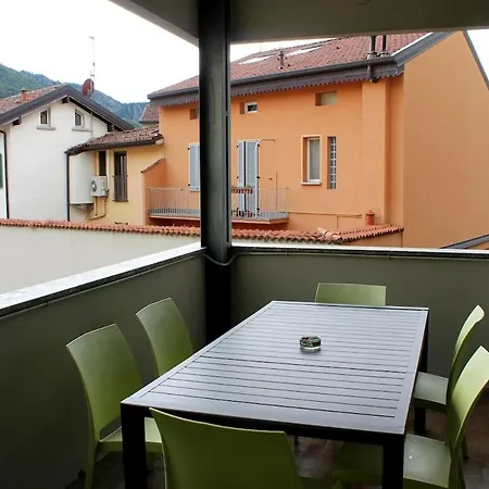 Color House- Lecco's * Lecco