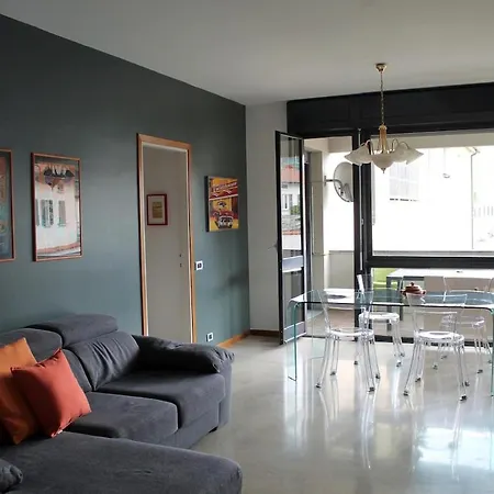 Apartment Color House- Lecco's