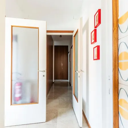 Appartement Color House- Lecco's Lecco