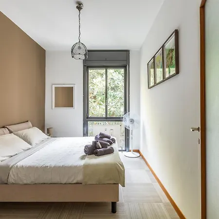 Appartement Color House- Lecco's