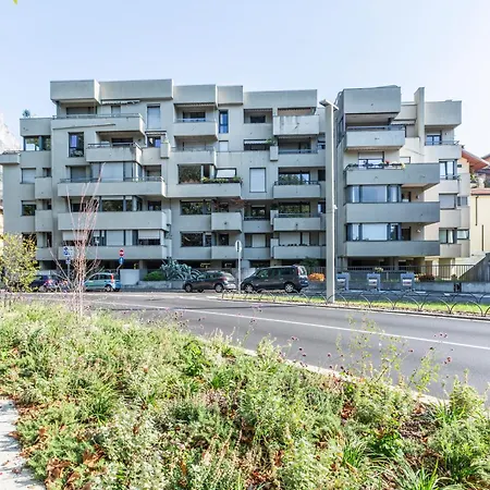 Color House- Lecco's Appartement