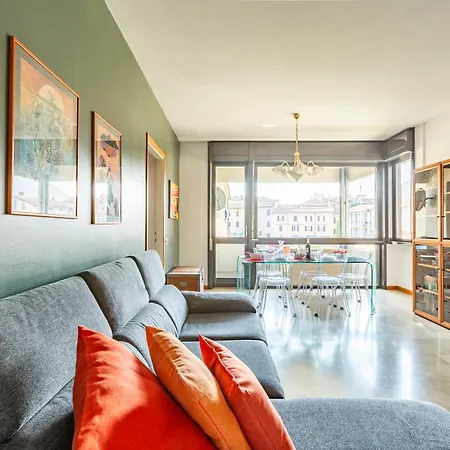Color House- Lecco's Appartement Lecco